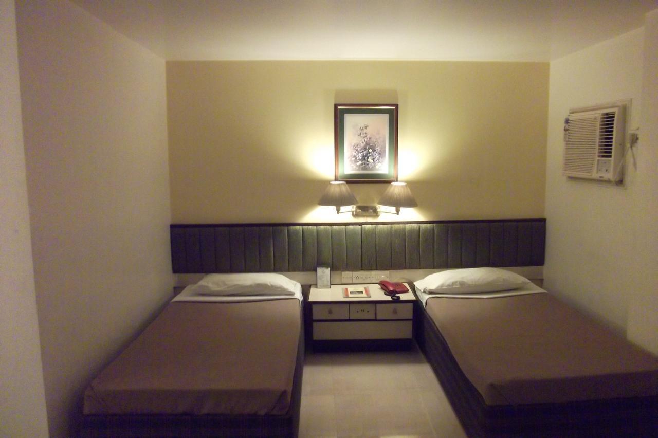 Hotel Bluehill Bhavnagar Zewnętrze zdjęcie