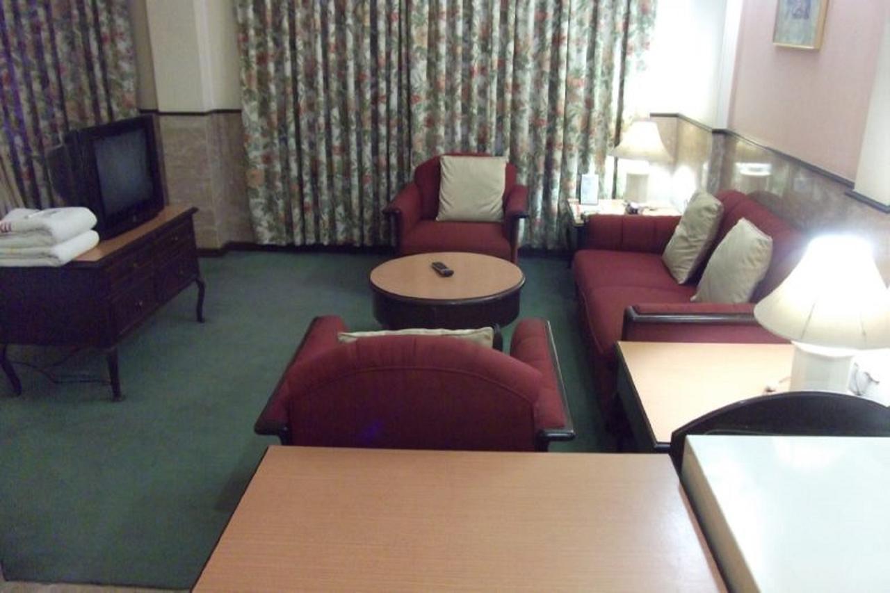 Hotel Bluehill Bhavnagar Zewnętrze zdjęcie