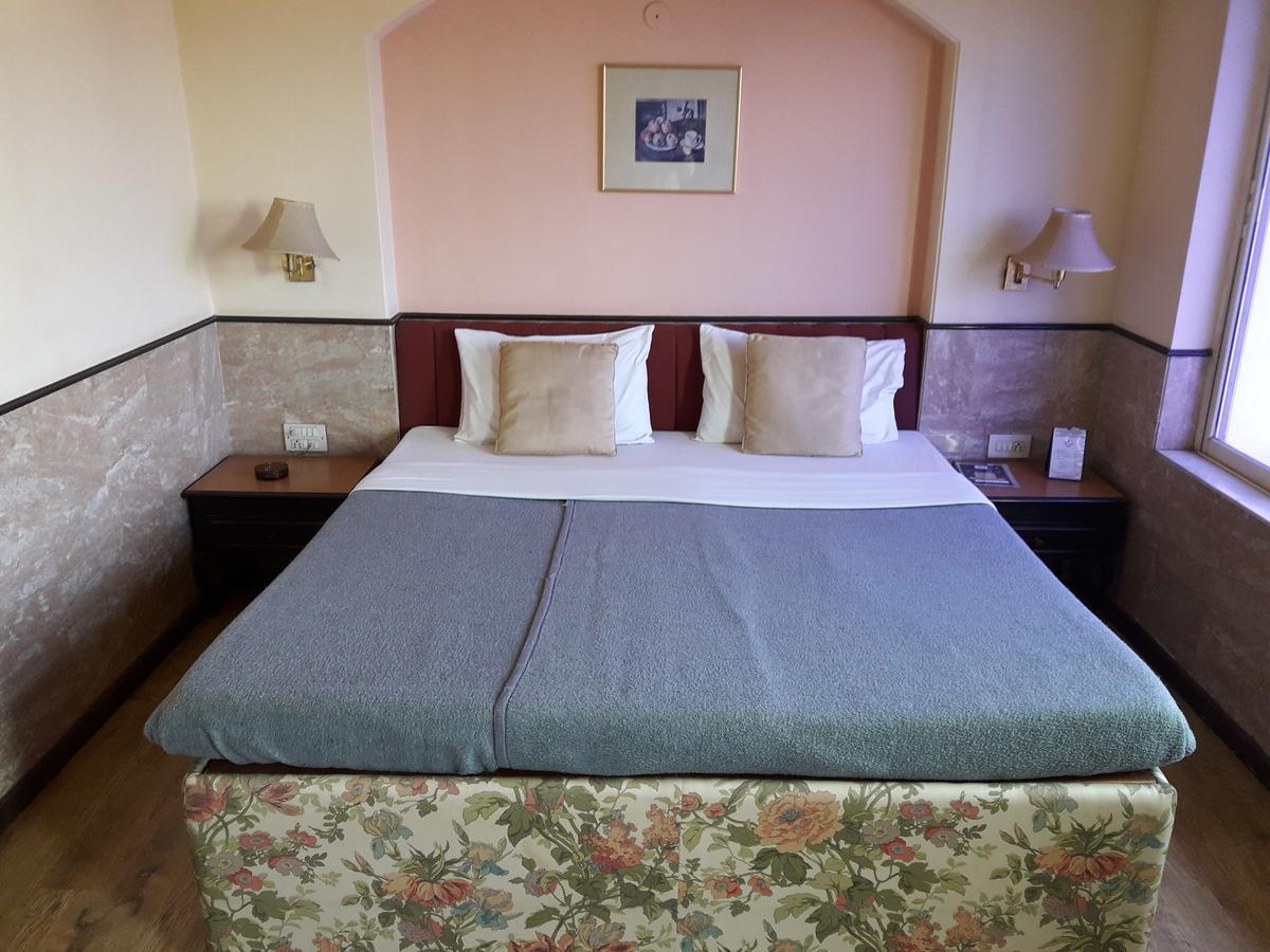 Hotel Bluehill Bhavnagar Zewnętrze zdjęcie