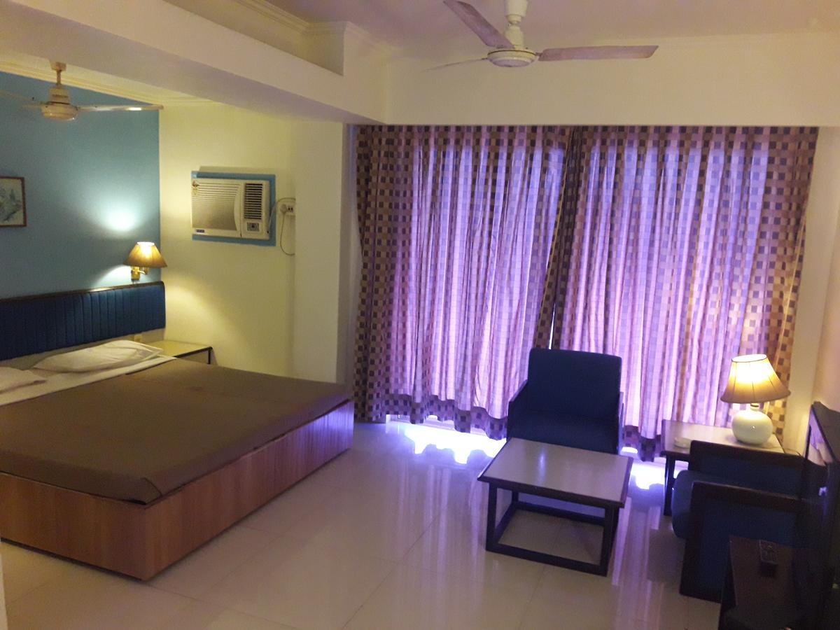Hotel Bluehill Bhavnagar Zewnętrze zdjęcie